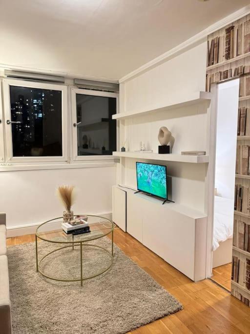 Apartment In Angel. 런던 외부 사진