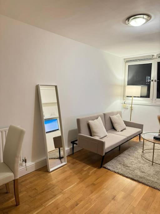 Apartment In Angel. 런던 외부 사진